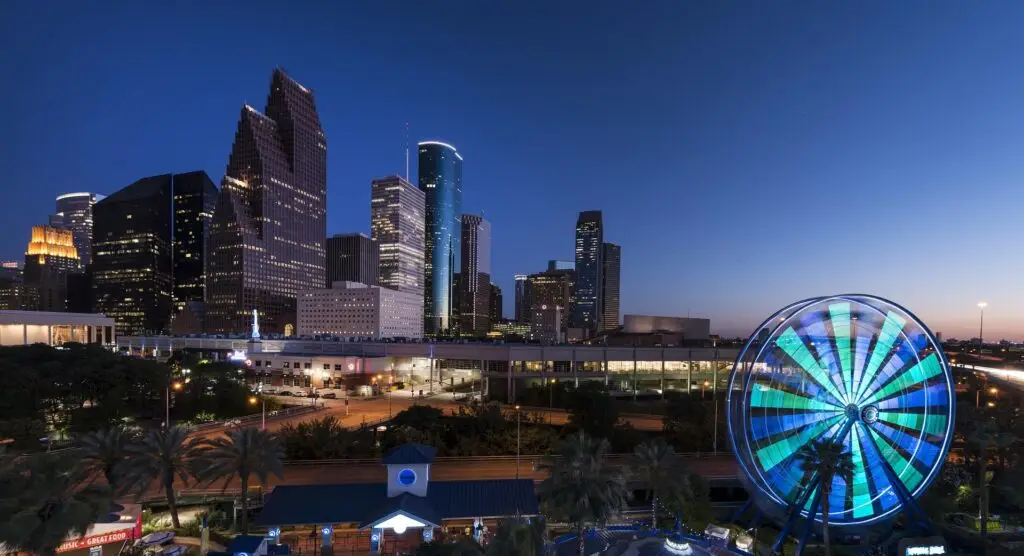 houston-1620802_1920 | The Document Group | The Document Group Houston skyline with ferris wheel at dusk.